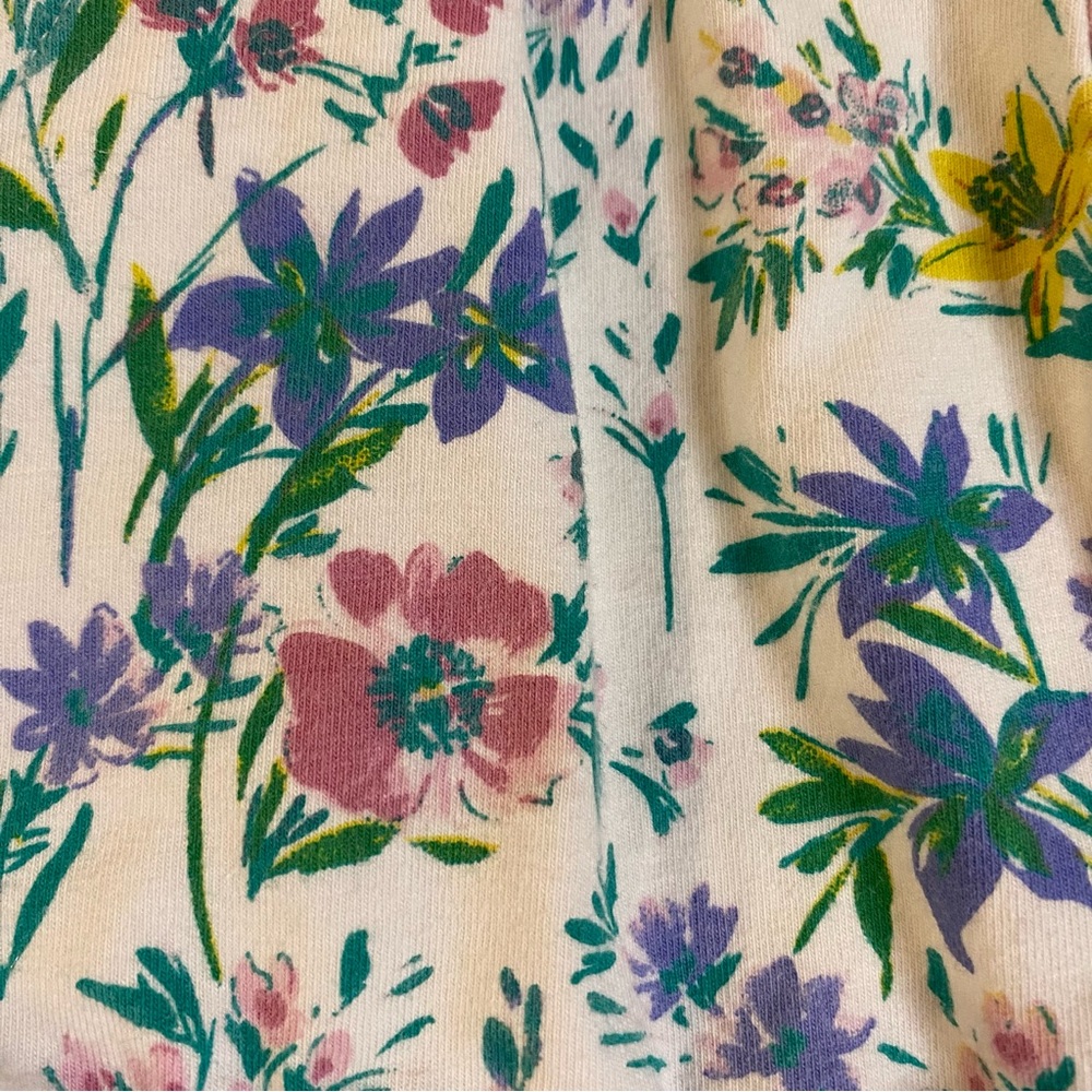 Baby Gap Floral Ruffle Hem Shorts Girl’s Size 5 - Picture 2 of 5